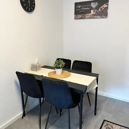 Florida Naehe Duesseldorf, Messe, Hbf, City, Wifi, Helios Hospital * Krefeld