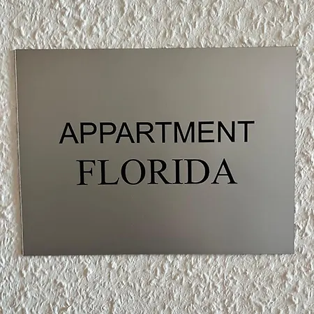 Florida Naehe Duesseldorf, Messe, Hbf, City, Wifi, Helios Hospital Krefeld